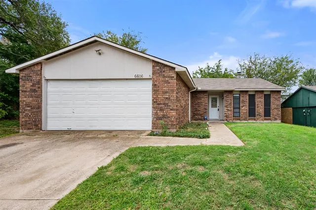 $297,500 | 6606 Greenfield Drive, Arlington, TX 76016