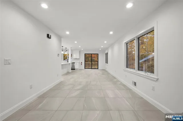 $750,000 | 83 Raymond Avenue, Nutley, NJ 07110