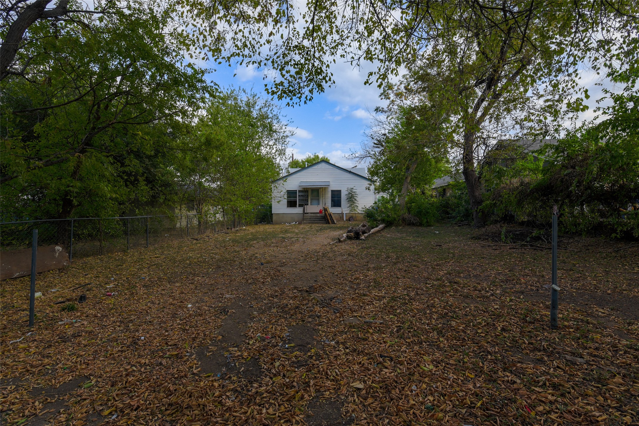 7306 Bethune Avenue Austin, TX 78752 - Photo 2 of 5