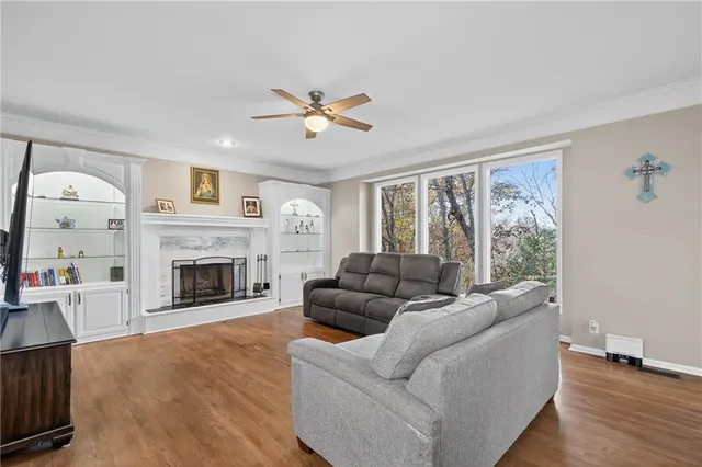 $550,000 | 13800 West 75th Court, Shawnee, KS 66216