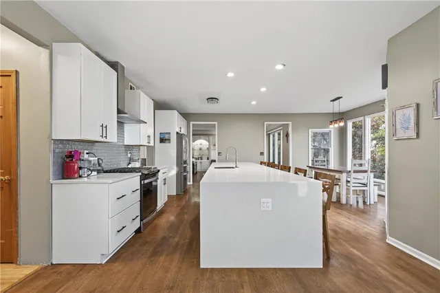 $550,000 | 13800 West 75th Court, Shawnee, KS 66216