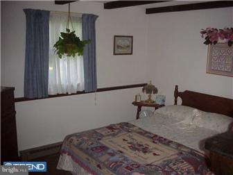 196 Harley Road Pottstown, PA 19465 - Photo 8 of 12