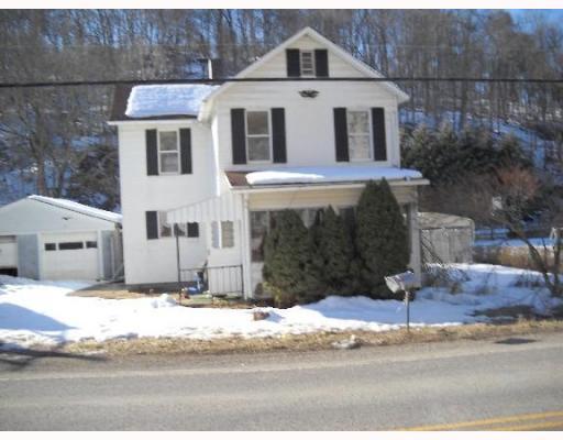 2586 Douglas Run Road Elizabeth, PA 15037 - Photo 1 of 6 Exterior Front.