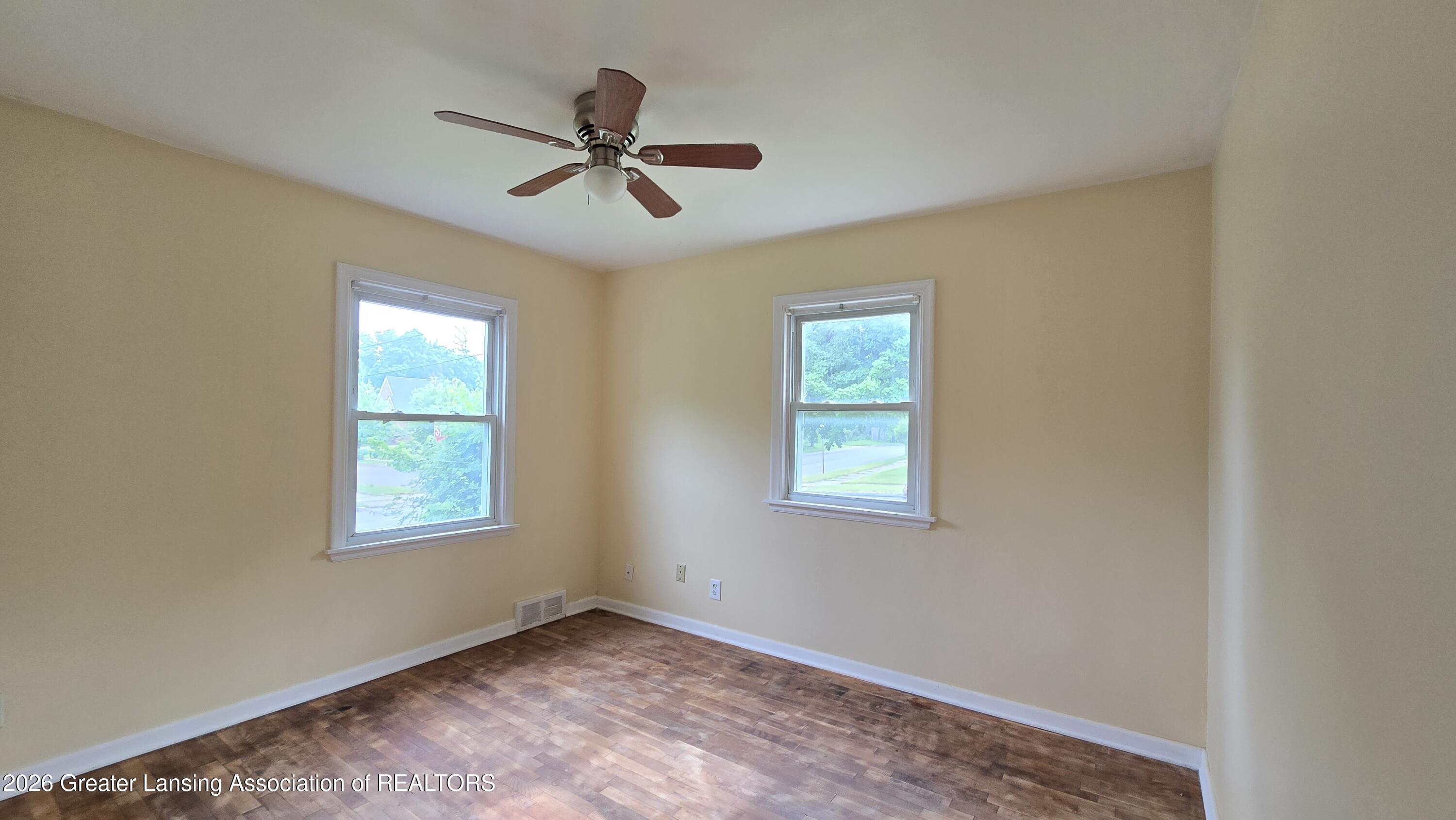 1220 Whyte Street Lansing, MI 48906 - Photo 10 of 22 20260609_100248
