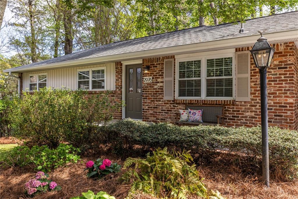 2976 Atterberry Court Decatur, GA 30033 - Photo 6 of 68