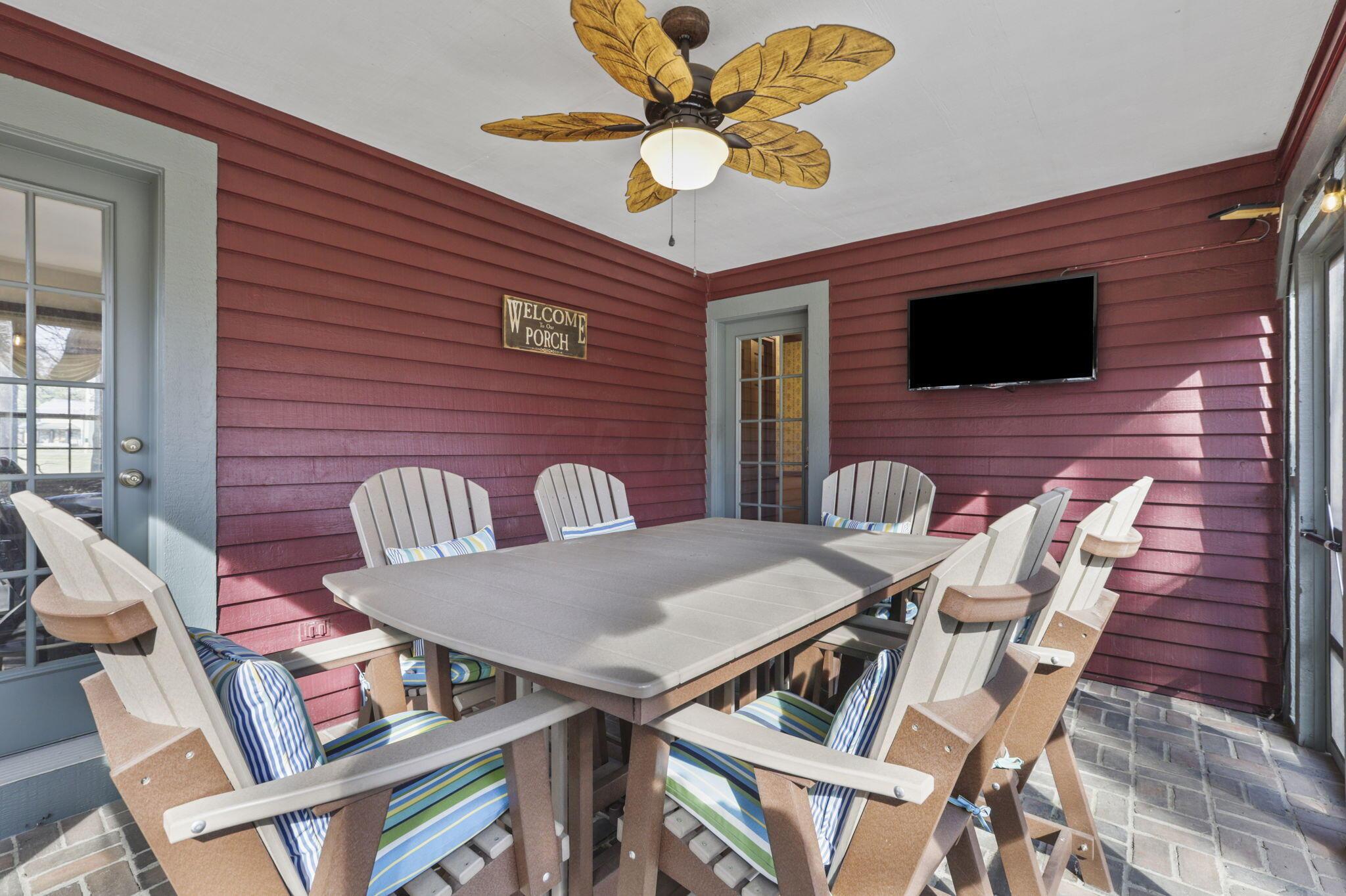 3435 Wheeling Road Northeast Lancaster, OH 43130 - Photo 57 of 78 Screened Porch