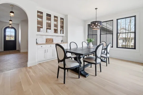 $2,379,800 | 15540 52nd Place North, Plymouth, MN 55446