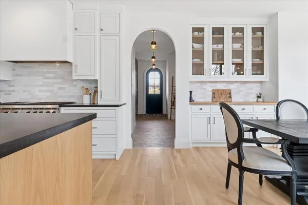 $2,379,800 | 15540 52nd Place North, Plymouth, MN 55446