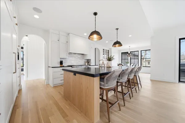 $2,379,800 | 15540 52nd Place North, Plymouth, MN 55446