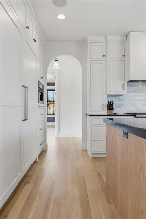 $2,379,800 | 15540 52nd Place North, Plymouth, MN 55446