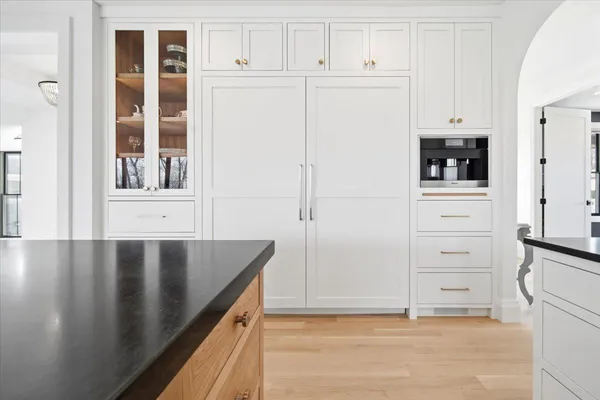 $2,379,800 | 15540 52nd Place North, Plymouth, MN 55446