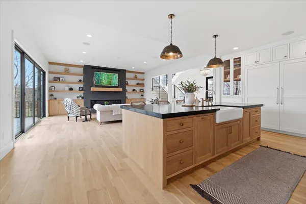 $2,379,800 | 15540 52nd Place North, Plymouth, MN 55446