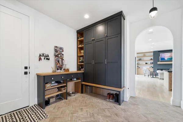 $2,379,800 | 15540 52nd Place North, Plymouth, MN 55446