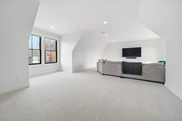 $2,379,800 | 15540 52nd Place North, Plymouth, MN 55446