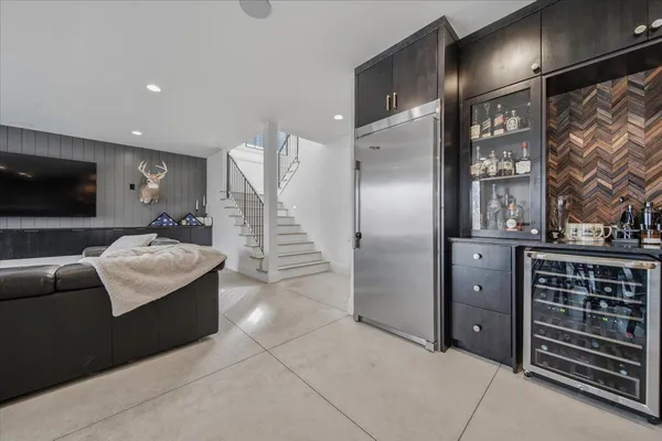 $2,379,800 | 15540 52nd Place North, Plymouth, MN 55446