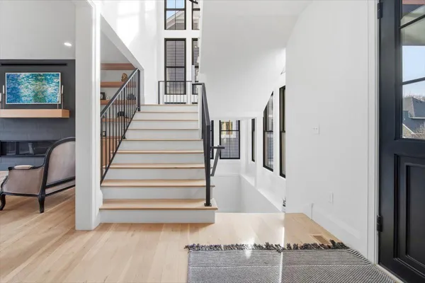 $2,379,800 | 15540 52nd Place North, Plymouth, MN 55446