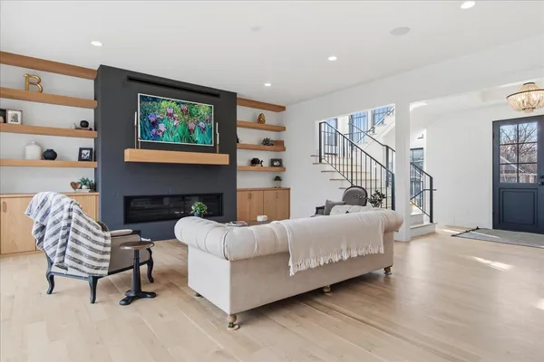 $2,379,800 | 15540 52nd Place North, Plymouth, MN 55446