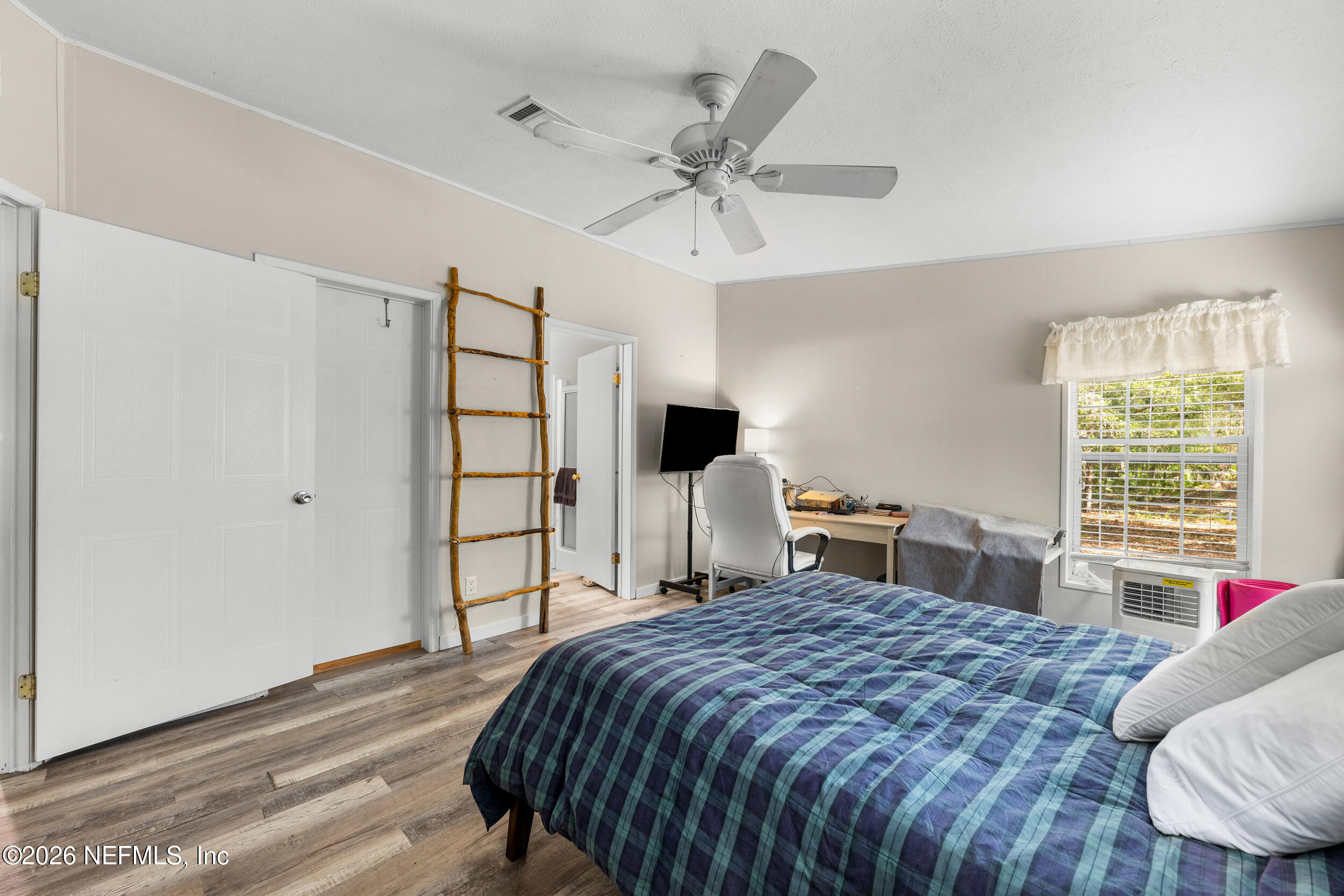 181 Carraway Church Road Palatka, FL 32177 - Photo 16 of 35 Large bedroom