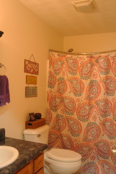 1003 South Johanson Road Peoria, IL 61607 - Photo 15 of 26 Gallery Image 15