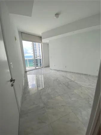 $8,250 | 16001 Collins Avenue, Unit 2207, Sunny Isles Beach, FL 33160