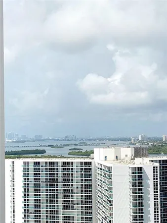 $8,250 | 16001 Collins Avenue, Unit 2207, Sunny Isles Beach, FL 33160