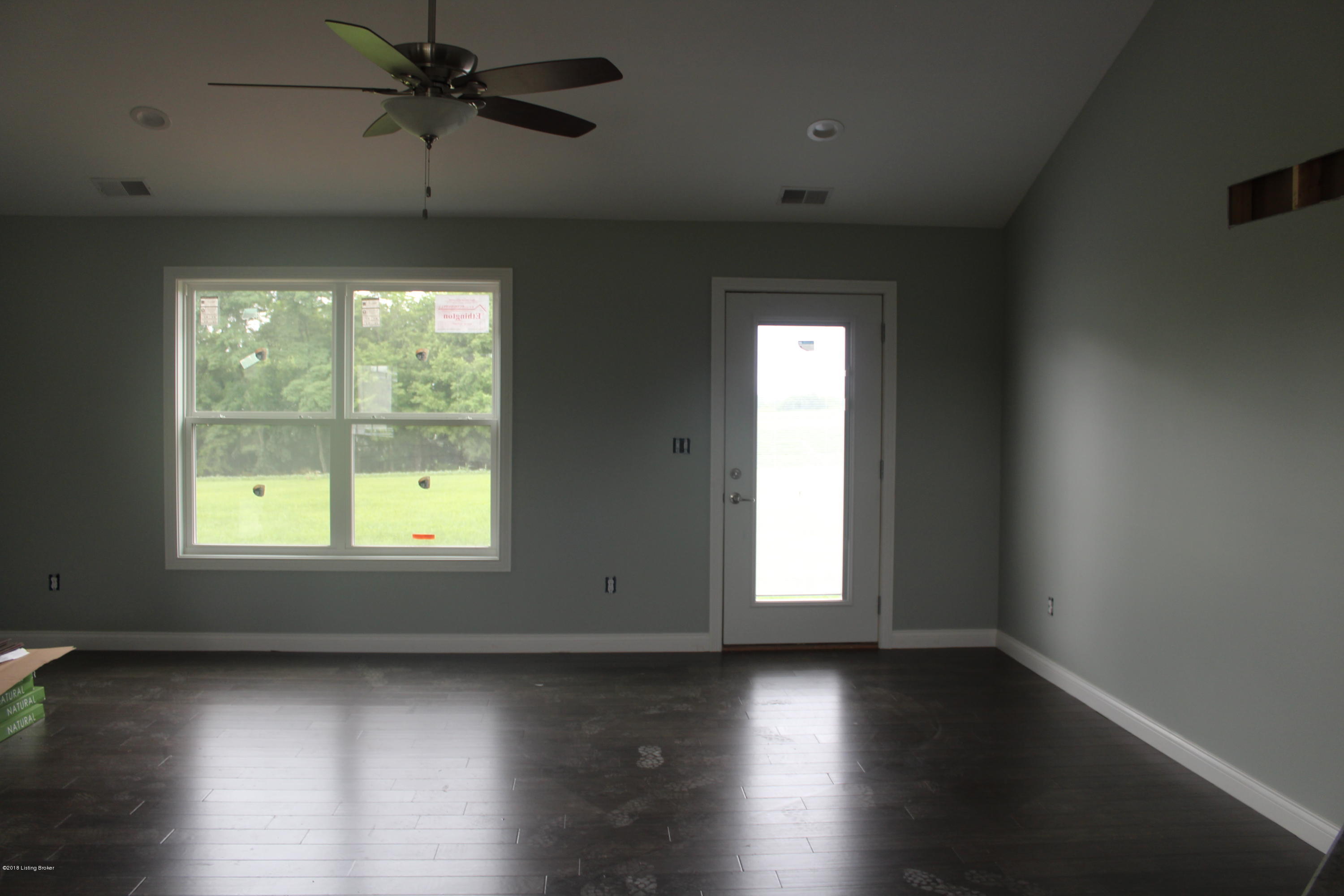 32 Rising Sun Taylorsville, KY 40071 - Photo 4 of 18 007