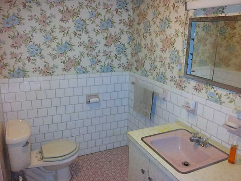 235 Foddering Farm Road Narragansett, RI 02882 - Photo 9 of 25 Bathroom.