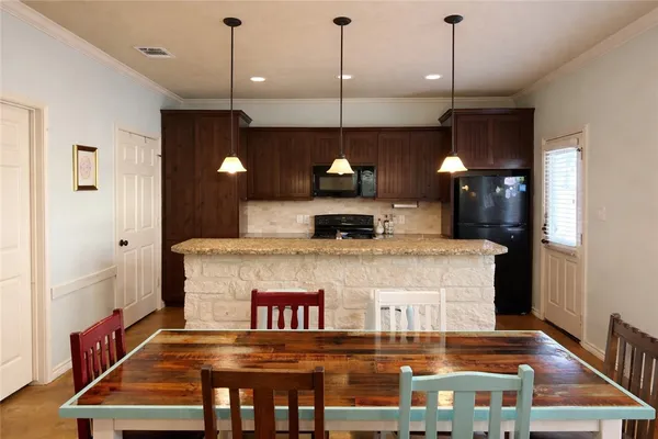 $2,600 | 3411 Cullen Trail, College Station, TX 77845