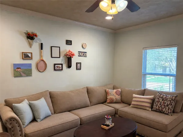 $2,600 | 3411 Cullen Trail, College Station, TX 77845