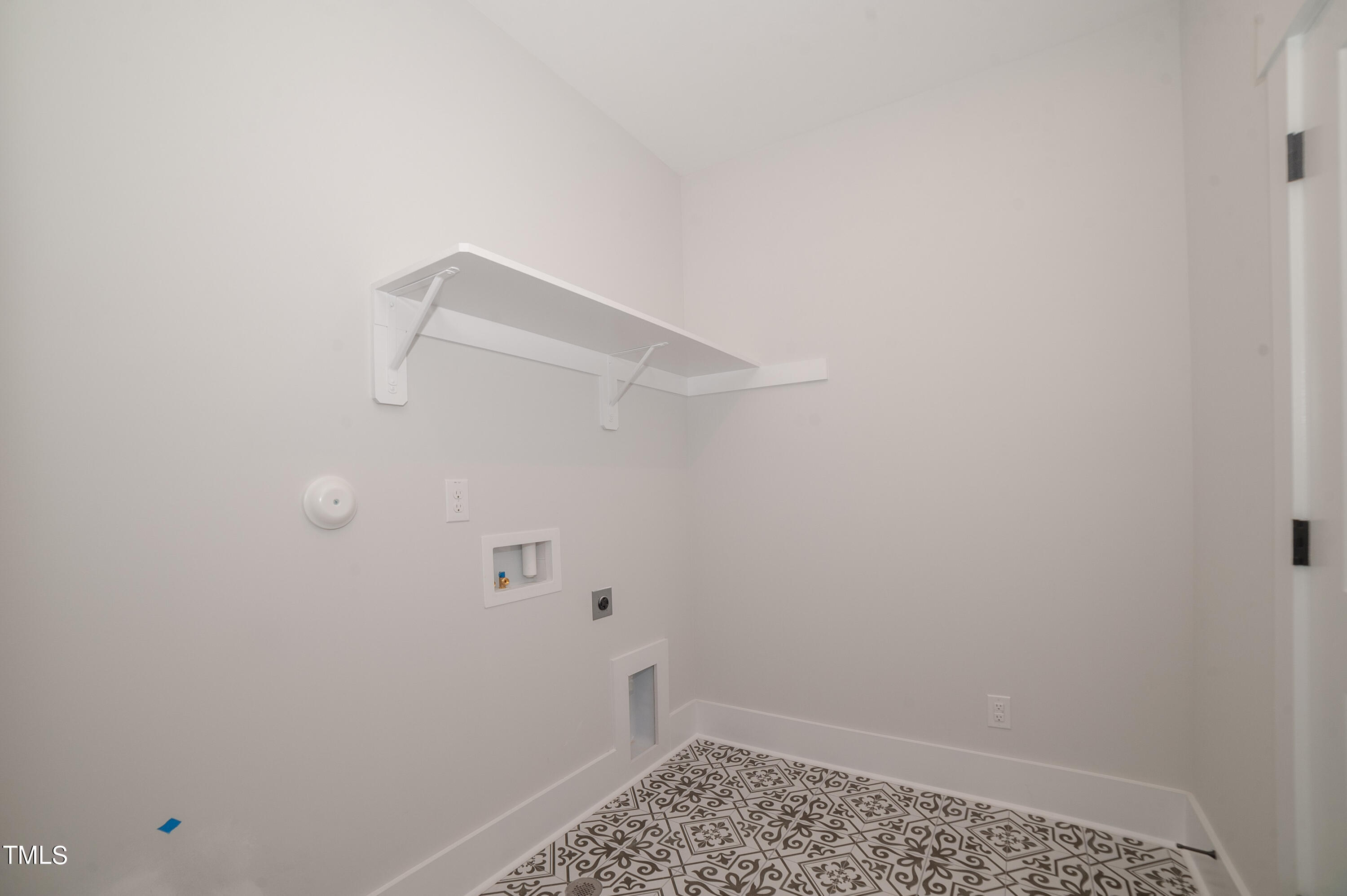 208 Streamside Drive Angier, NC 27501 - Photo 33 of 35 WFDS-0112-00_Champlain A_Laundry