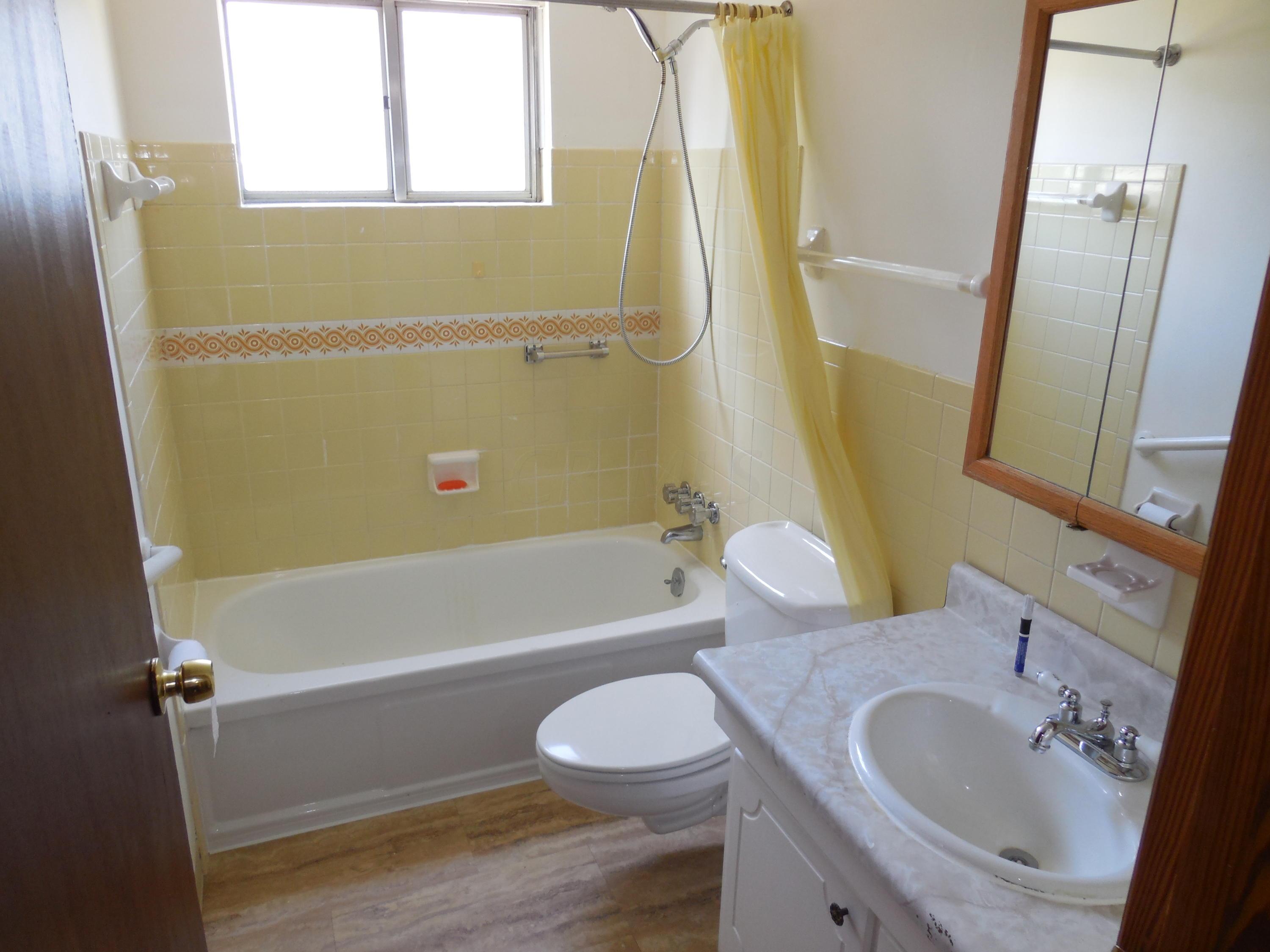 6514 Devonhill Road Columbus, OH 43229 - Photo 11 of 17 Gallery Image 11