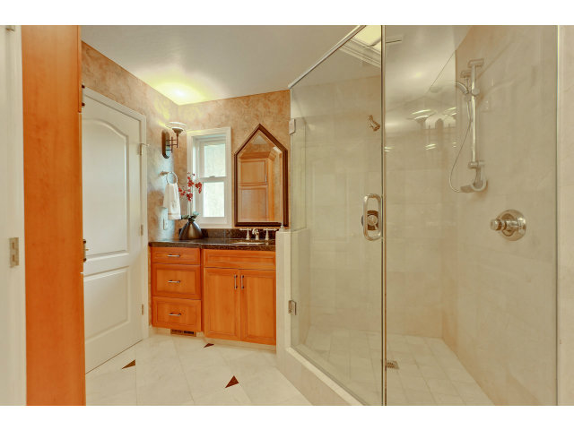 22530 Ricardo Road Cupertino, CA 95014 - Photo 13 of 25 Gallery Image 13