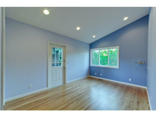 22530 Ricardo Road Cupertino, CA 95014 - Photo 16 of 25 Gallery Image 16
