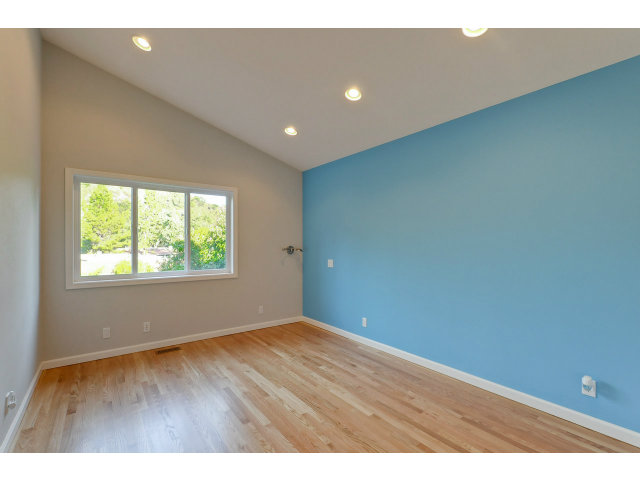 22530 Ricardo Road Cupertino, CA 95014 - Photo 17 of 25 Gallery Image 17