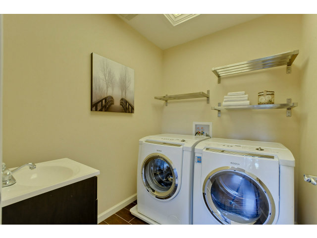 22530 Ricardo Road Cupertino, CA 95014 - Photo 19 of 25 Gallery Image 19
