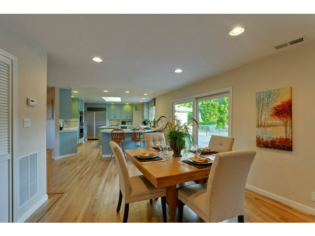 22530 Ricardo Road Cupertino, CA 95014 - Photo 4 of 25 Gallery Image 4