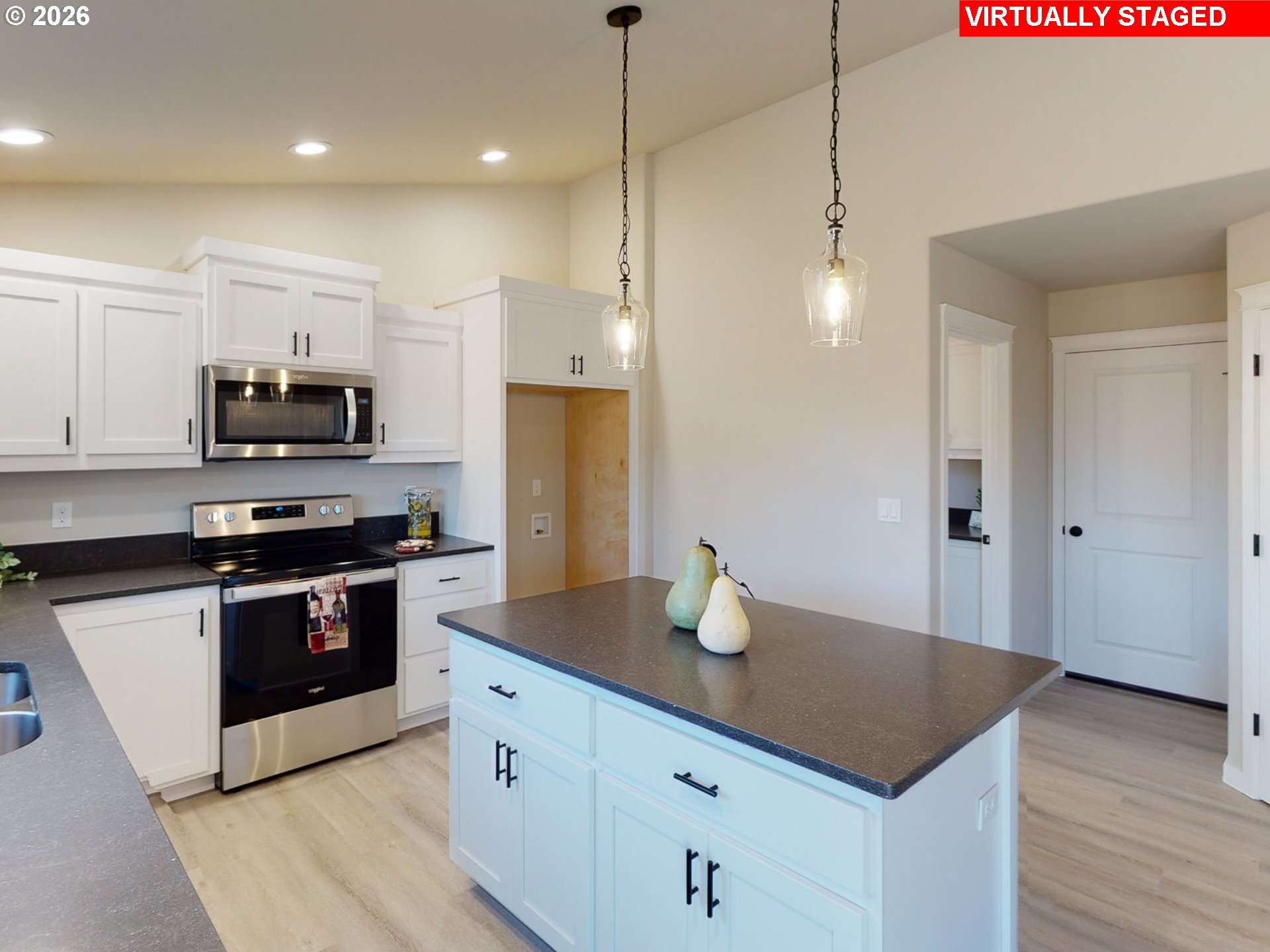 161 Collins Road Winston, OR 97496 - Photo 5 of 23 Gallery Image 5