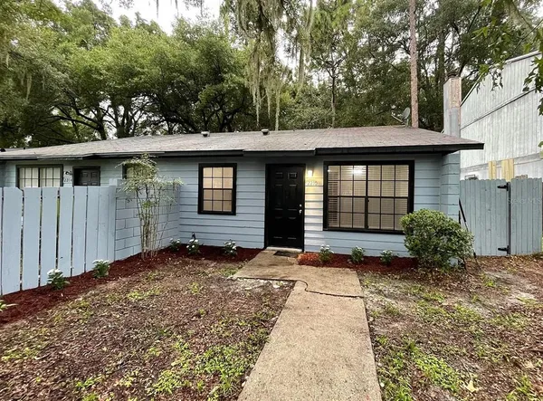 $1,200 | 2210 Southwest 70th Terrace, Gainesville, FL 32607
