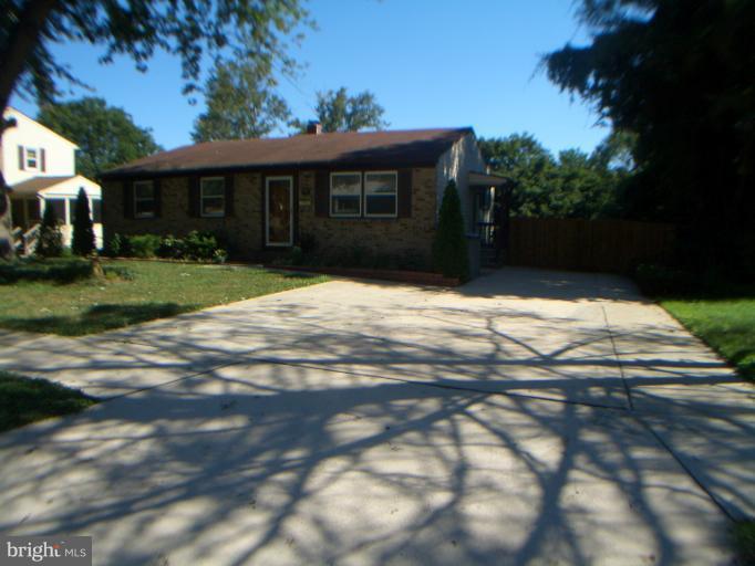 433 Highmeadow Road Reisterstown, MD 21136 - Photo 11 of 26 Exterior (Front)