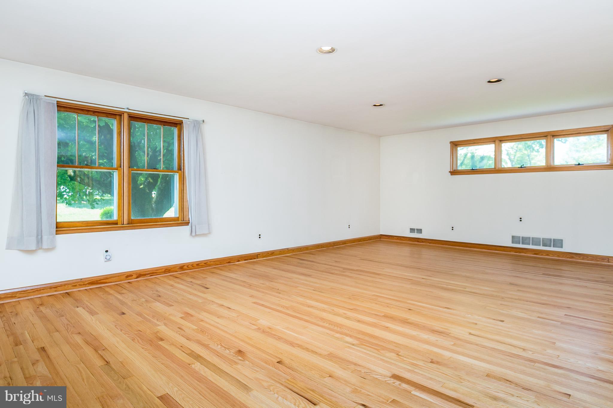13219 Fork Road Baldwin, MD 21013 - Photo 2 of 30 Interior (General)