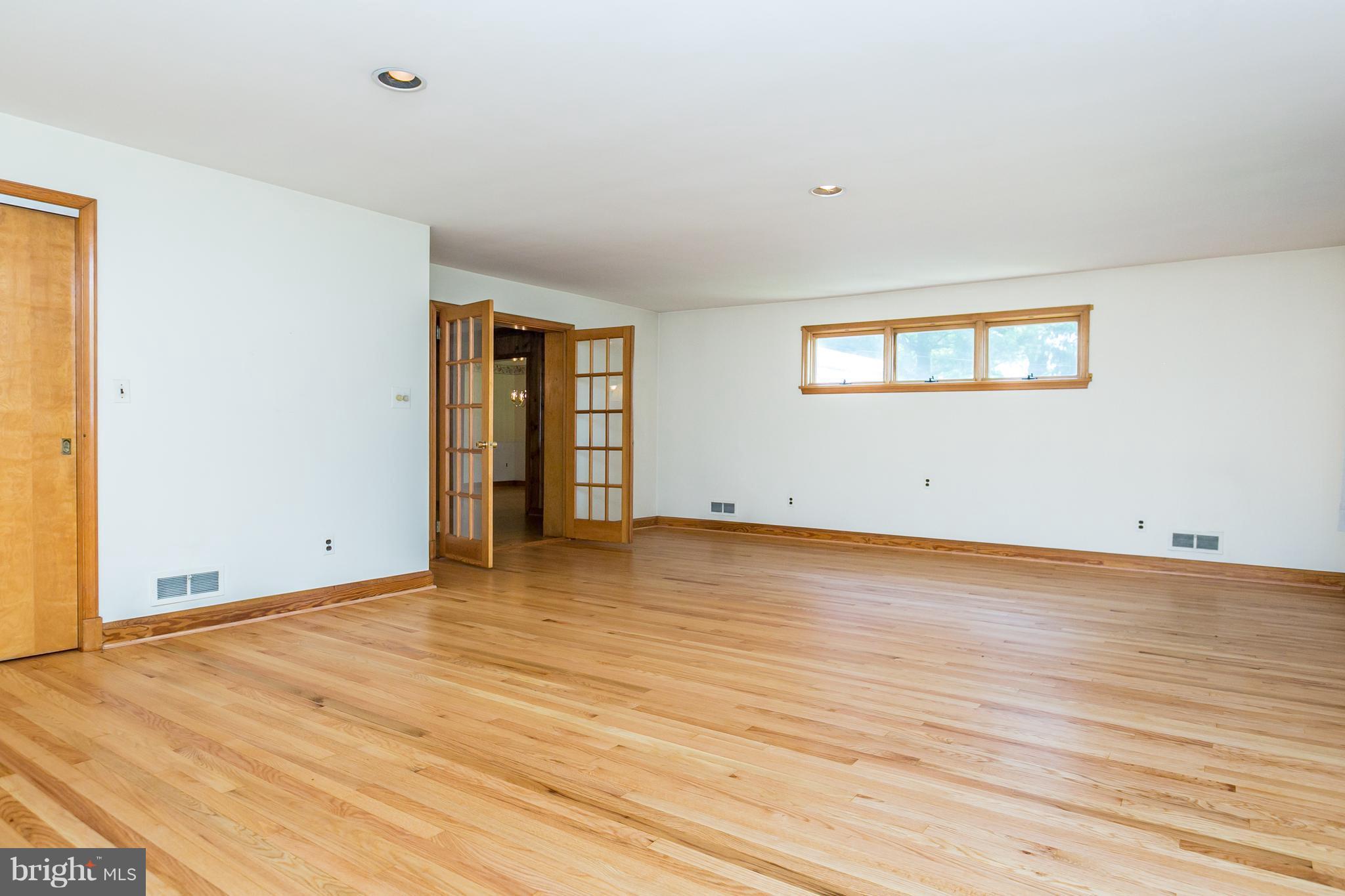 13219 Fork Road Baldwin, MD 21013 - Photo 4 of 30 Interior (General)