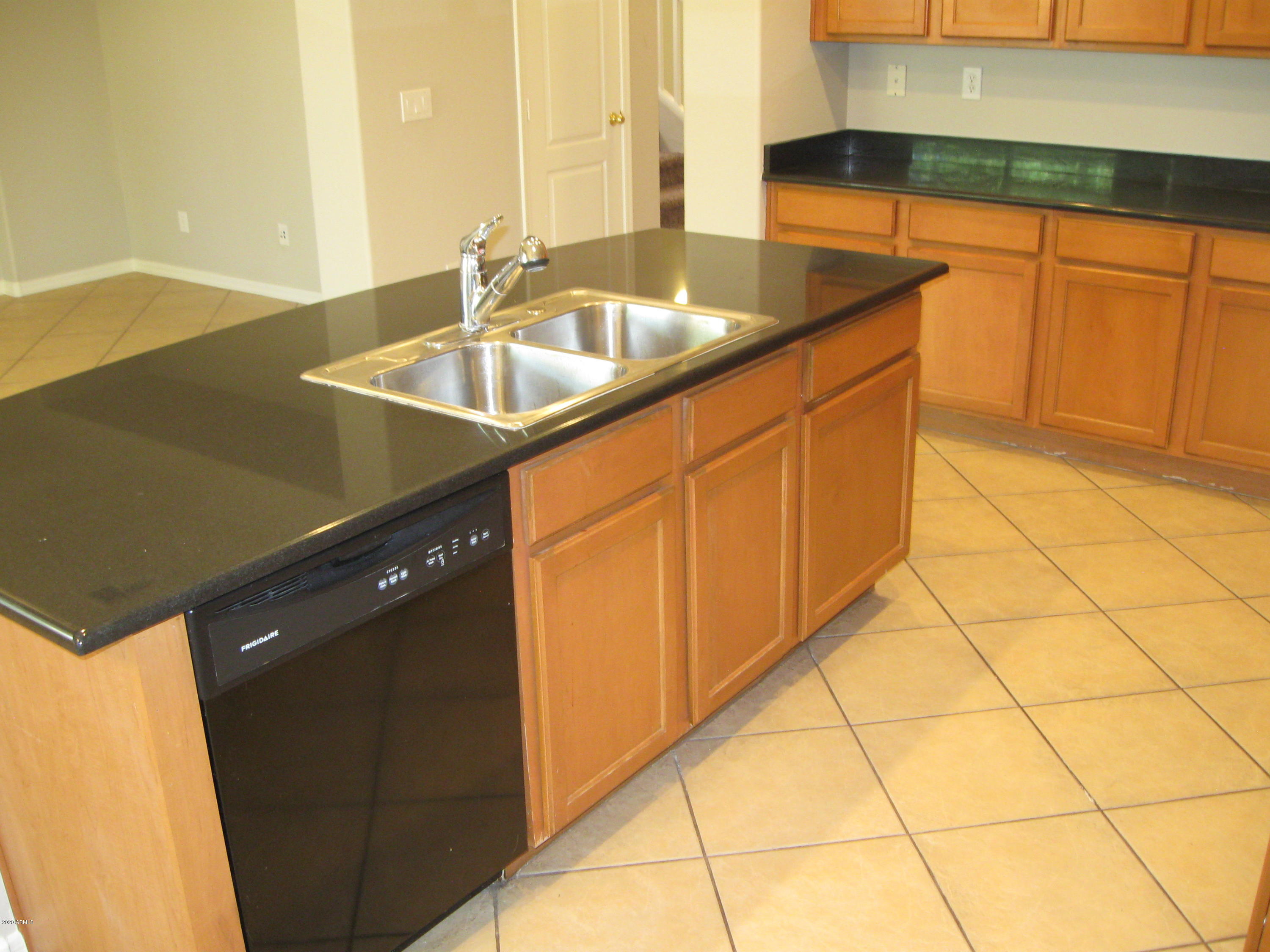 6824 West Ridgeline Road Peoria, AZ 85383 - Photo 14 of 60 IMG_9223