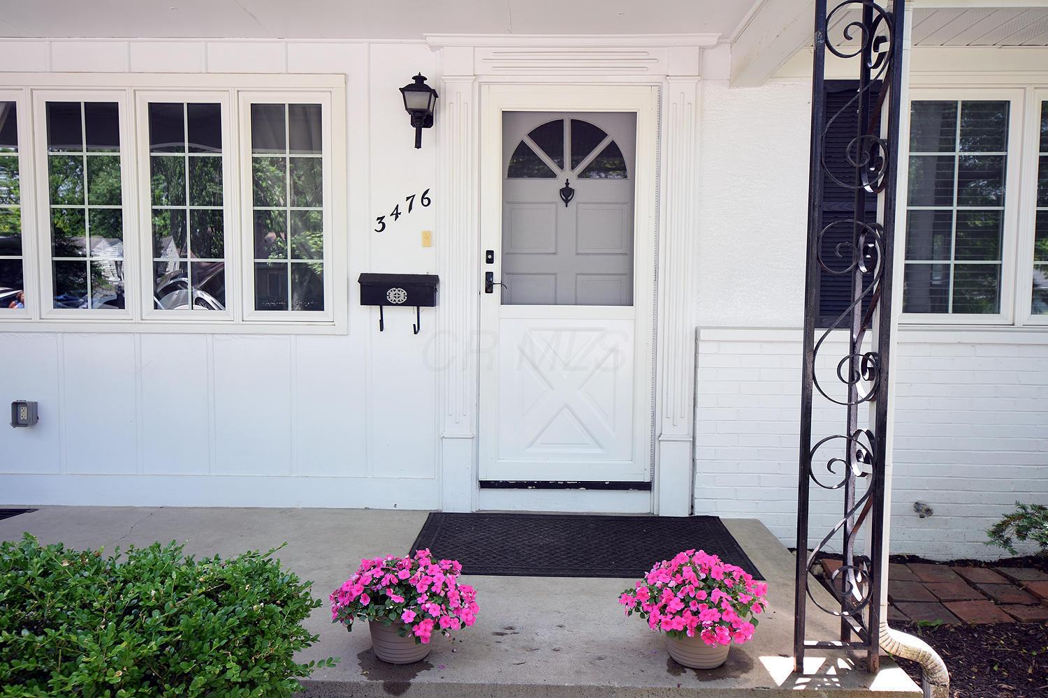 3476 Kirkham Road Columbus, OH 43221 - Photo 3 of 31 Gallery Image 3