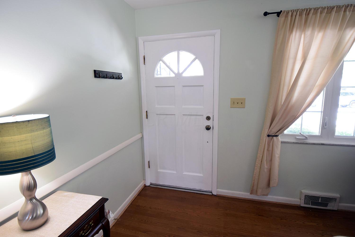 3476 Kirkham Road Columbus, OH 43221 - Photo 4 of 31 Gallery Image 4
