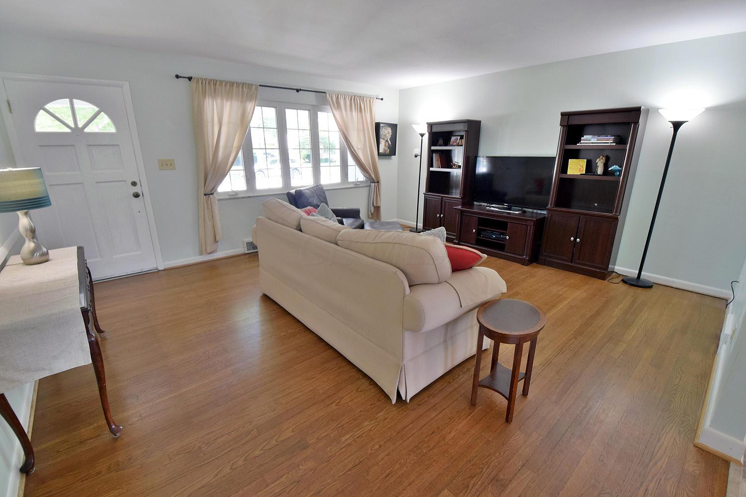 3476 Kirkham Road Columbus, OH 43221 - Photo 6 of 31 Gallery Image 6