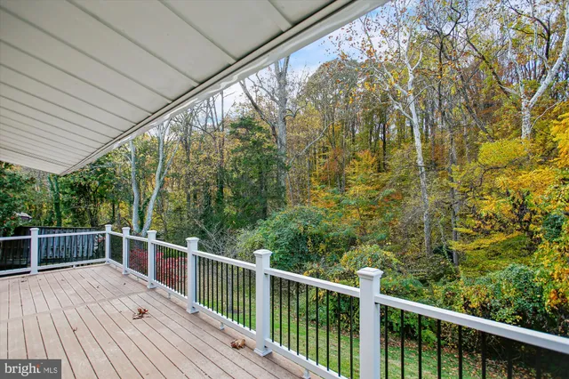 $3,995 | 11138 Byrd Drive, Fairfax, VA 22030