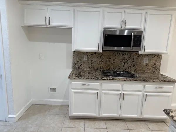$620,000 | 683 Mark Thomas Drive, Yuba City, CA 95993