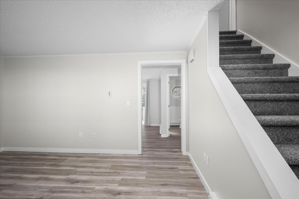 270 Sunderland Road, Unit 65 Worcester, MA 01604 - Photo 9 of 38