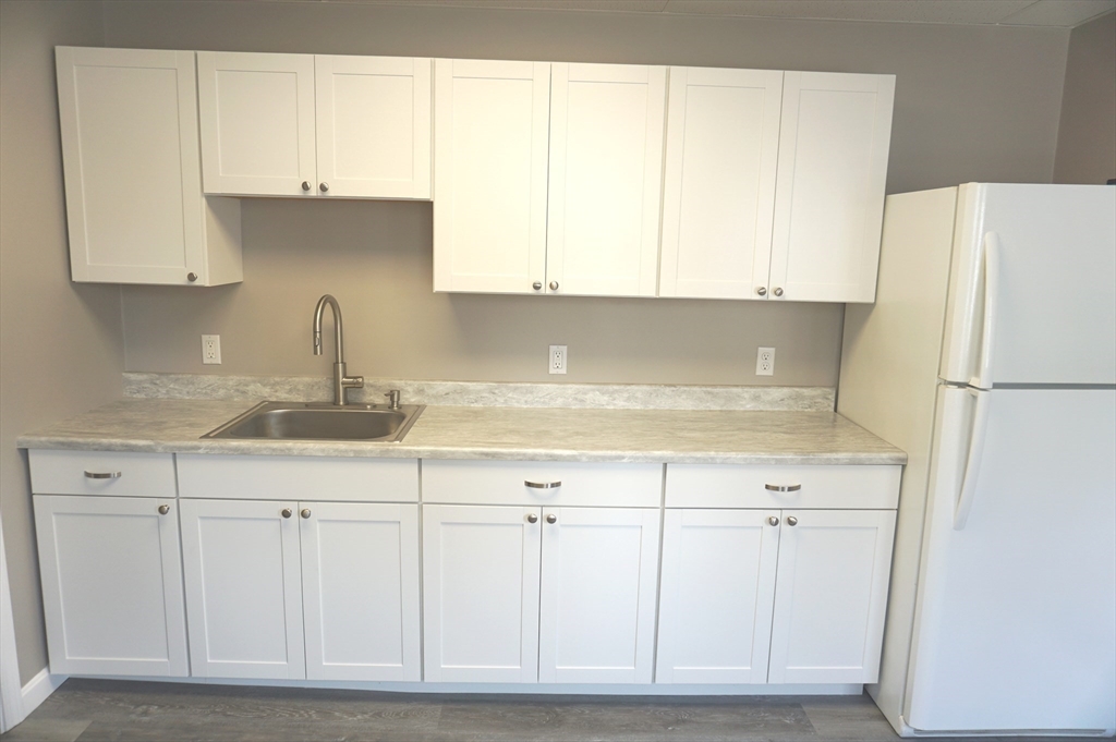 71 West Main Street Ayer, MA 01432 - Photo 8 of 13