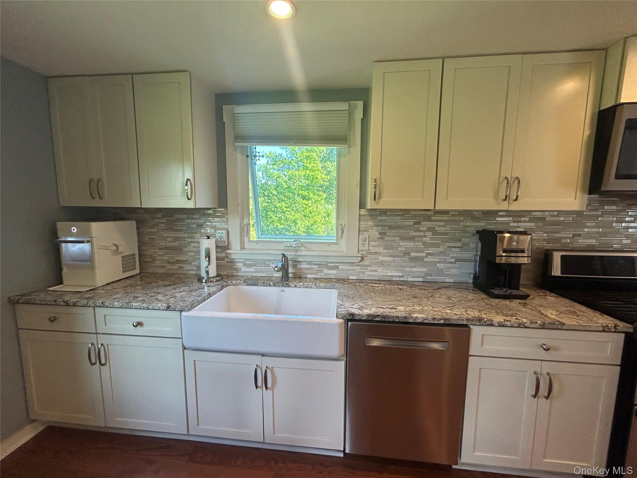 94 Jansen Road Pine Bush, NY 12566 - Photo 18 of 49